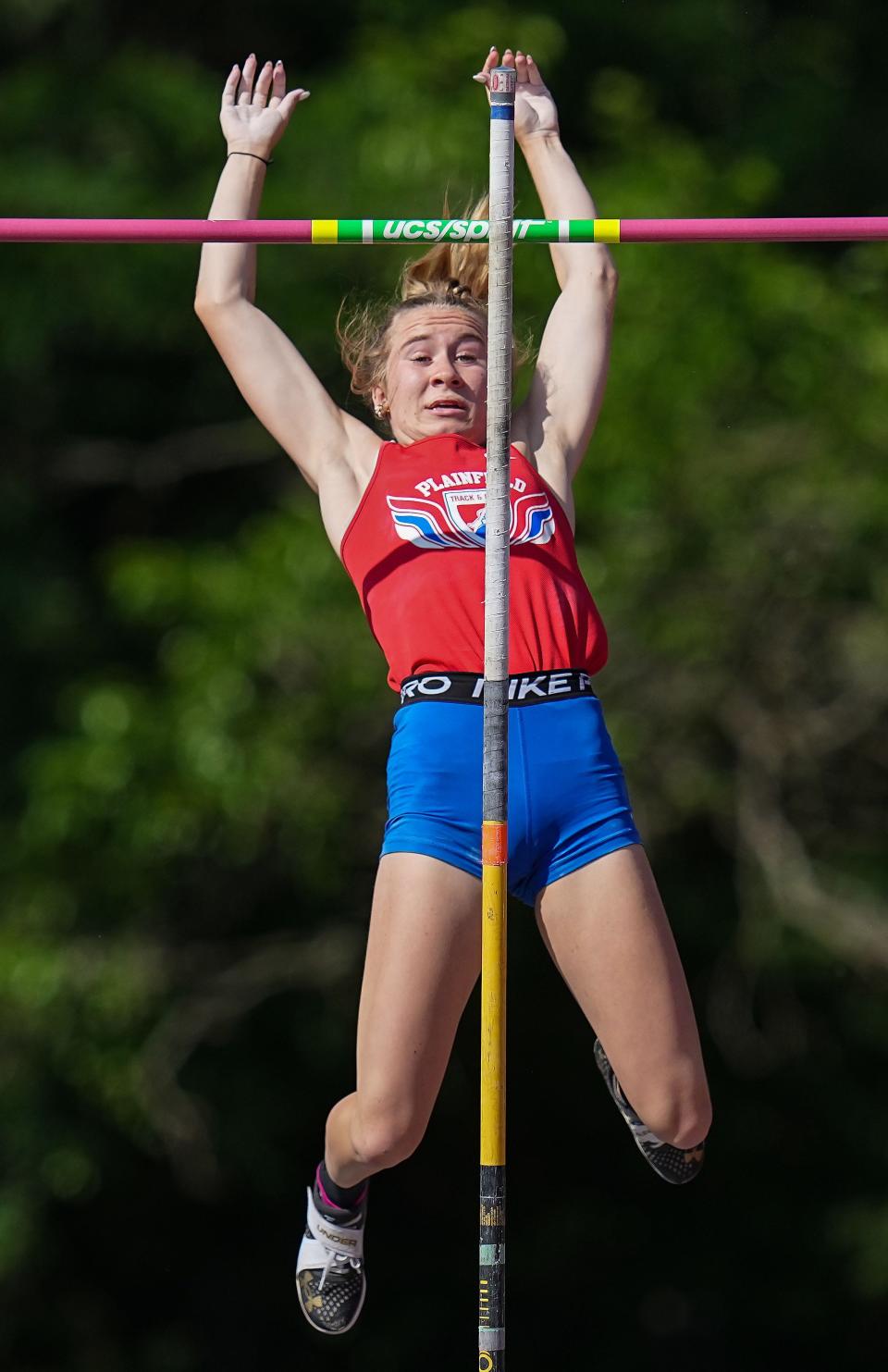 Plainfield Mackenzie VanBibber competes in the pole vault during in the IHSAA girls track and field state finals on Friday, June 3, 2022, at Robert C. Haugh Track & Field Complex, at Indiana University in Bloomington, Indiana.