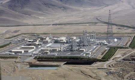 A view of the Arak heavy-water project 190 km (120 miles) southwest of Tehran August 26, 2006. REUTERS/ISNA/Handout