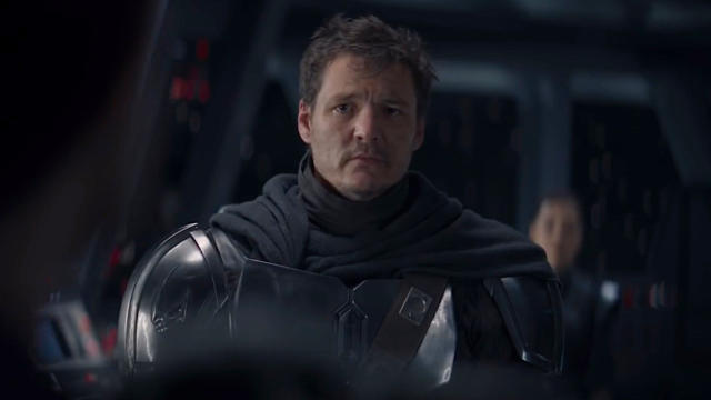 Pedro Pascal Explains Why He Stopped Putting On The Mandalorian Suit And  Only Does The Voice Now - Yahoo Sports