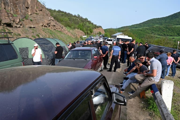 The protestors are hoping to thwart Armenia's plans to return control of four abandoned Azerbaijani villages (KAREN MINASYAN)