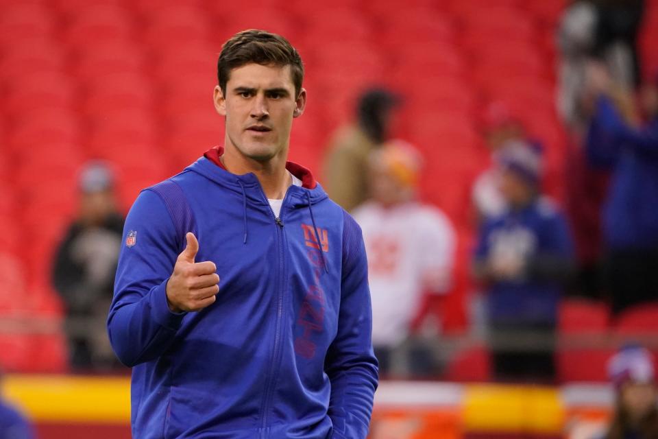 New York Giants quarterback Daniel Jones warms up before the start of an NFL football game between the Kansas City Chiefs and the New York Giants Monday, Nov. 1, 2021, in Kansas City, Mo. (AP Photo/Ed Zurga)