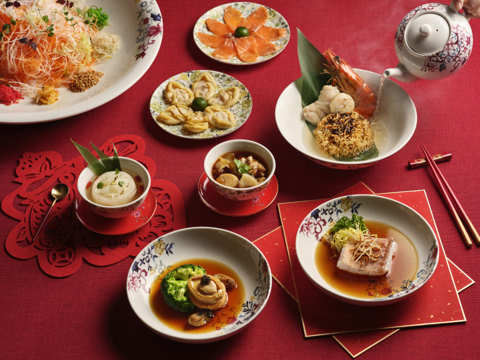 Delight in traditional favourites and modern Chinese New Year interpretations from around the world (Photo: The Capitol Kempinski Hotel Singapore)