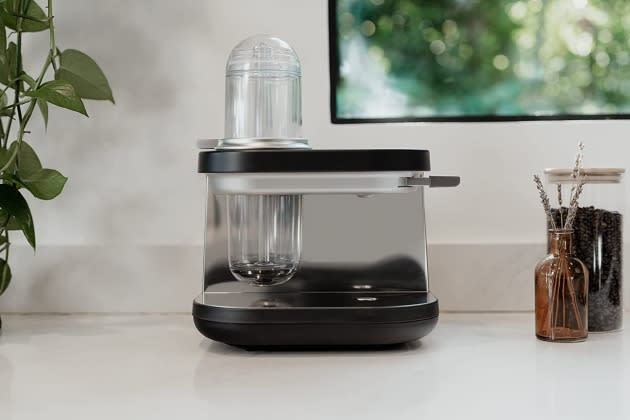 The Siphonysta is The Luxury Car of Coffee Makers, But Does it Work?