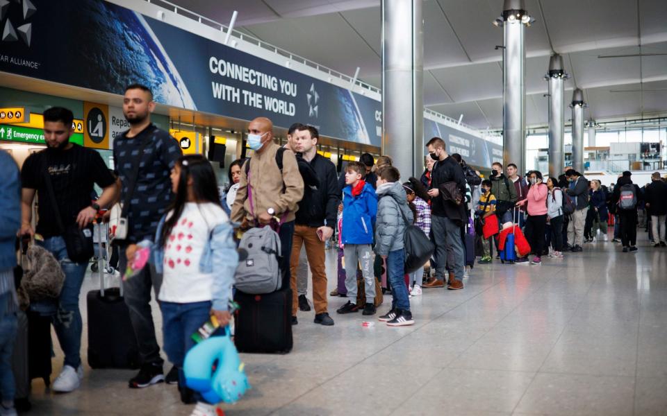 Queues at Heathrow airport - Jamie Lorriman