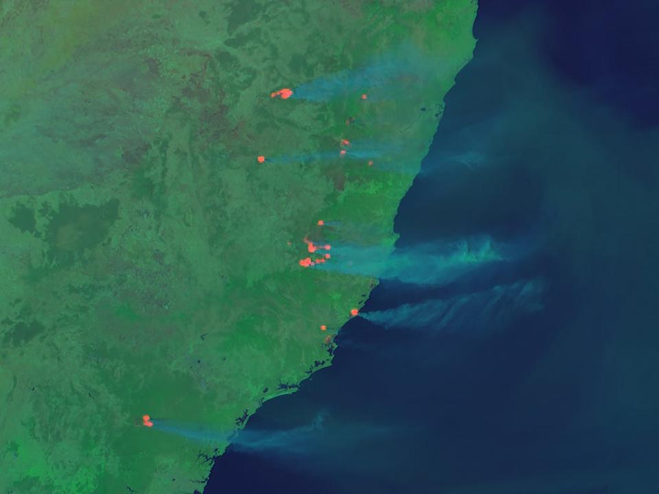 earth australia brush fires smoke new zealand himawari 8 satellite image photo november 7 2019 cira_natural_fire_color_20191107035000