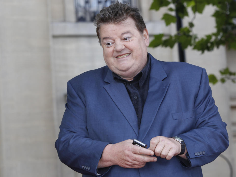 FILE - British actor Robbie Coltrane arrives in Trafalgar Square, in central London, for the World Premiere of Harry Potter and The Deathly Hallows: Part 2, Thursday, July 7, 2011. Scottish actor Robbie Coltrane, who played a forensic psychologist on TV series “Cracker” and the giant Hagrid in the “Harry Potter” movies, has died. He was 72. Coltrane’s agent Belinda Wright said he died Friday Oct. 14, 2022, at a hospital in Scotland. (AP Photo/Joel Ryan, File)