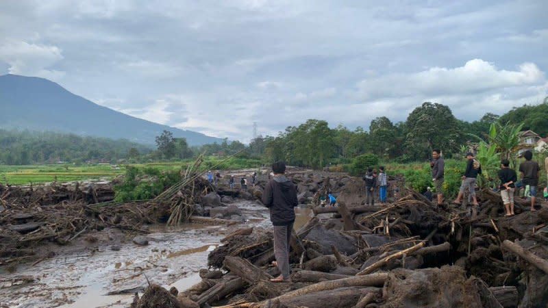 Search-and-rescue operations have been launched to find at least 17 reported missing amid the flooding. Photo courtesy of BNPB Indonesia/X