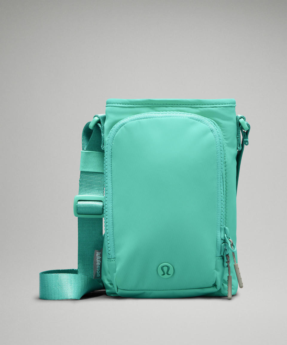 <p><a href="https://go.redirectingat.com?id=74968X1596630&url=https%3A%2F%2Fshop.lululemon.com%2Fp%2Fbags%2FWater-Bottle-Crossbody-Pocket%2F_%2Fprod11670129&sref=https%3A%2F%2Fwww.prevention.com%2Flife%2Fg20155006%2Flast-minute-mothers-day-gift-ideas%2F" rel="nofollow noopener" target="_blank" data-ylk="slk:Shop Now;elm:context_link;itc:0;sec:content-canvas" class="link ">Shop Now</a></p><p>Water Bottle Crossbody with Front Pocket</p><p>lululemon.com</p><p>$38.00</p><span class="copyright">Lululemon</span>