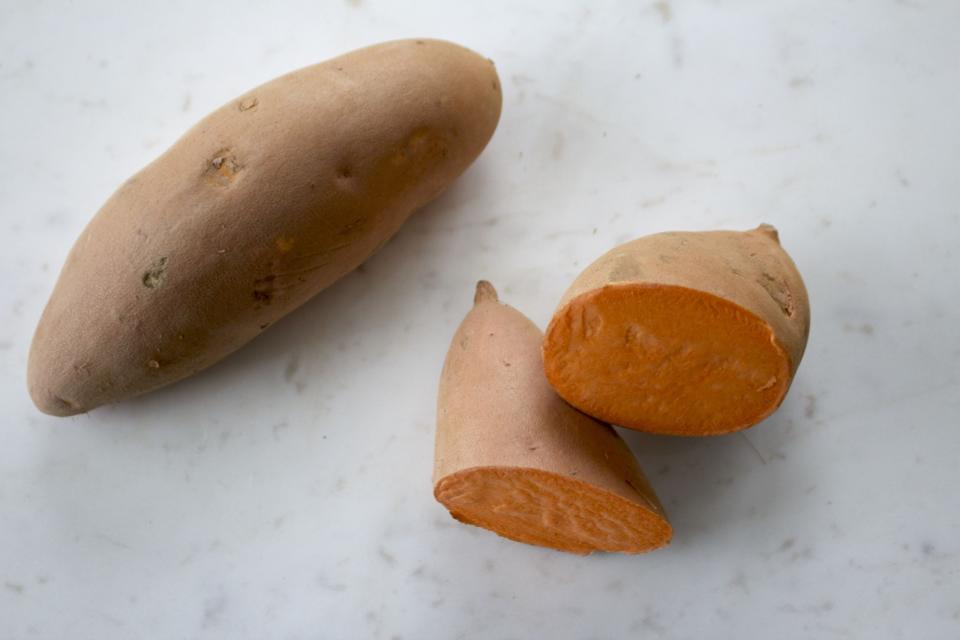 <p>This low glycemic vegetable is rich in one of the most beneficial vitamins for preventing dry skin, vitamin A. The antioxidants found in sweet potatoes also aid in repairing tissue damage as well as preventing premature aging. These are seriously healing! (Photo: Dorit Jaffe) </p>