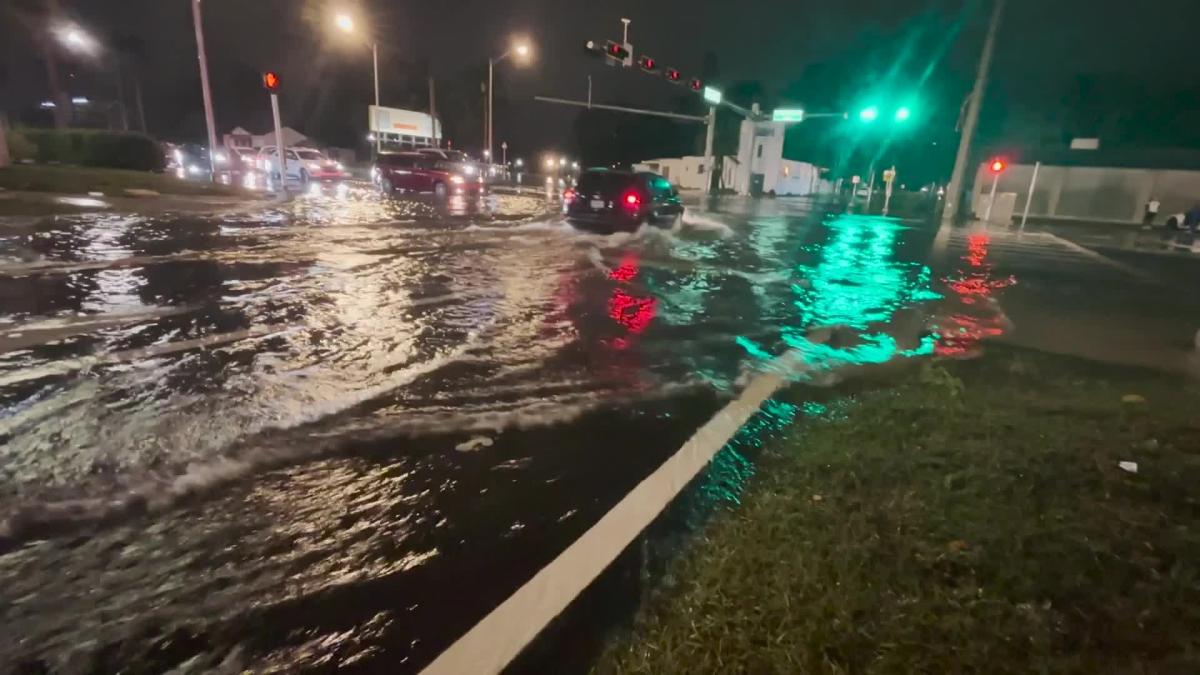 Heavy rains pound Southwest Florida including Fort Myers, Cape Coral ...