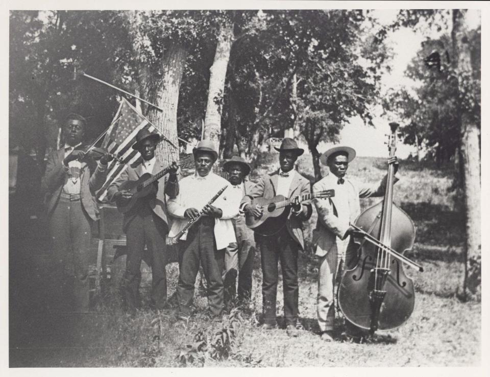 Juneteenth band. Photograph by Grace Murray Stephenson of celebrations in Eastwoods Park, Austin, 1900. 