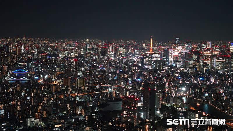東京晴空塔是日本經典地標、景點之一，從高處一覽市景非常漂亮、動人。（圖／記者張雅筑攝）