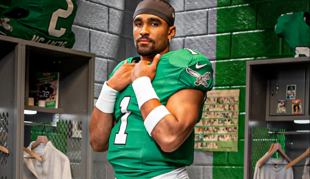 Jalen Hurts, Eagles Unveil Throwback Kelly Green Uniforms for 2023 in New  Photo, News, Scores, Highlights, Stats, and Rumors