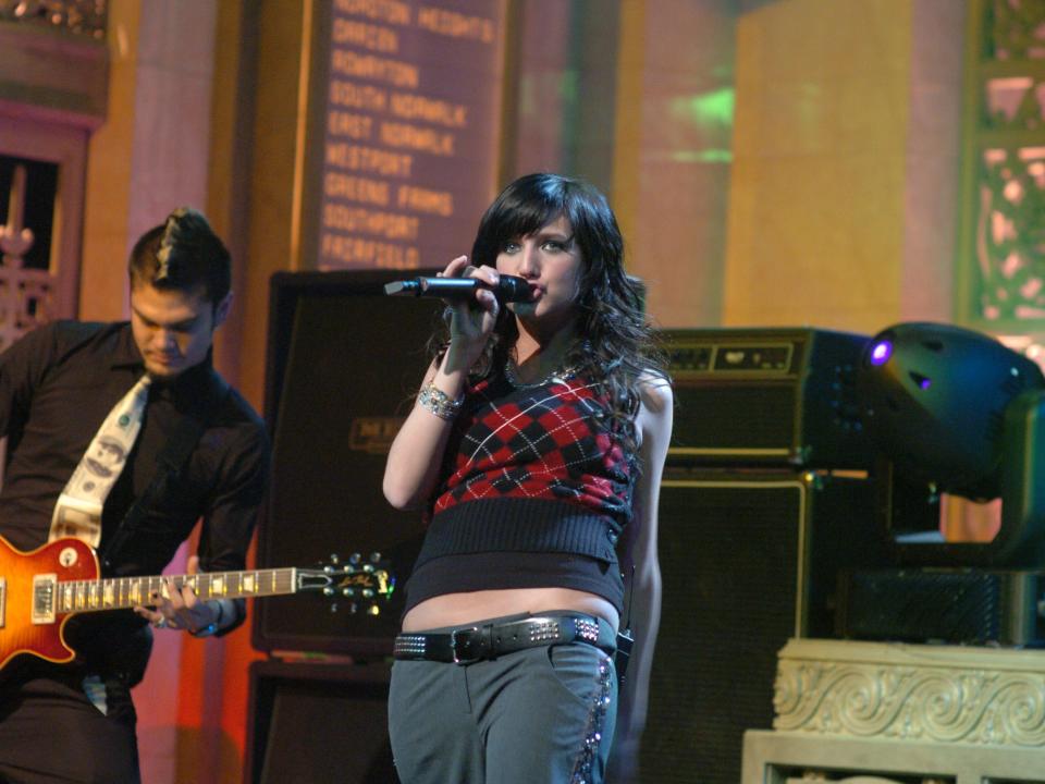 ashlee simpson saturday night live