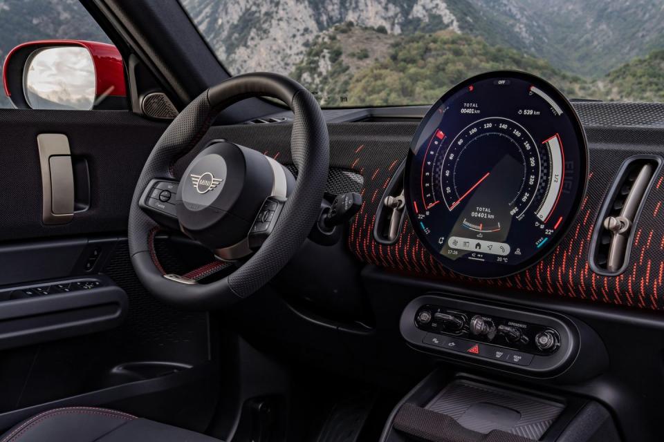 2024 mini john cooper works countryman interior