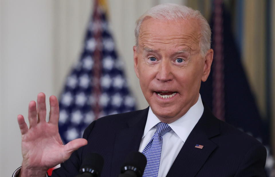 President Biden answers questions from the media after speaking about COVID-19 vaccines and booster shots at the White House September 24, 2021. REUTERS/Evelyn Hockstein