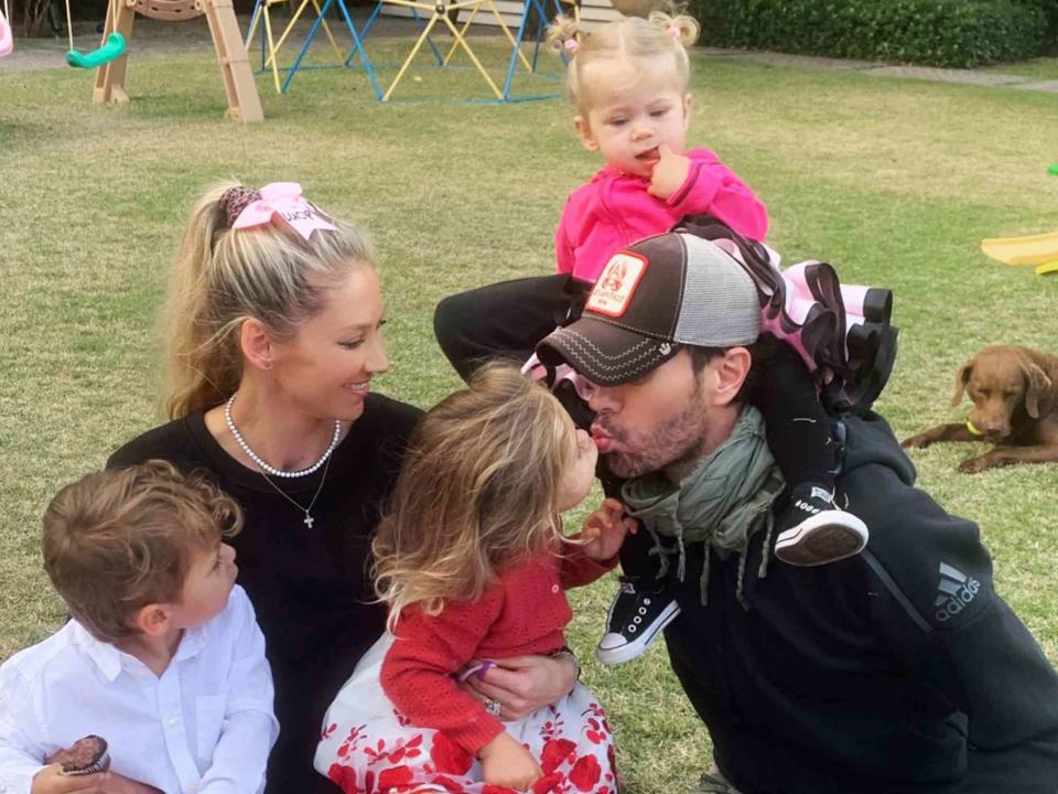 <p>Anna Kournikova Instagram</p> Enrique Iglesias and Anna Kournikova with their kids, Lucy, Nicholas, and Mary.