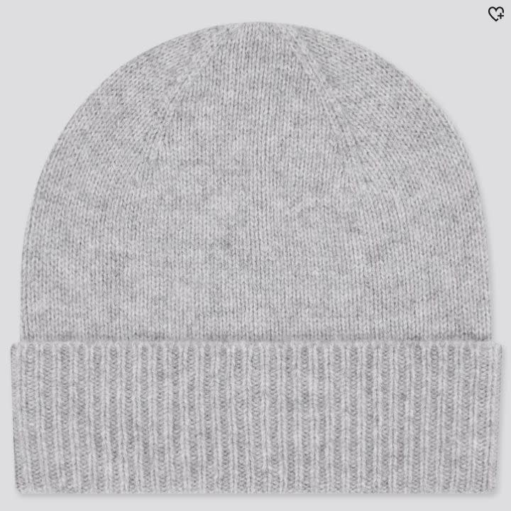 Find this <a href="https://fave.co/2LbFtd2" target="_blank" rel="noopener noreferrer">Cashmere Knitted Beanie for $20</a> at Uniqlo.