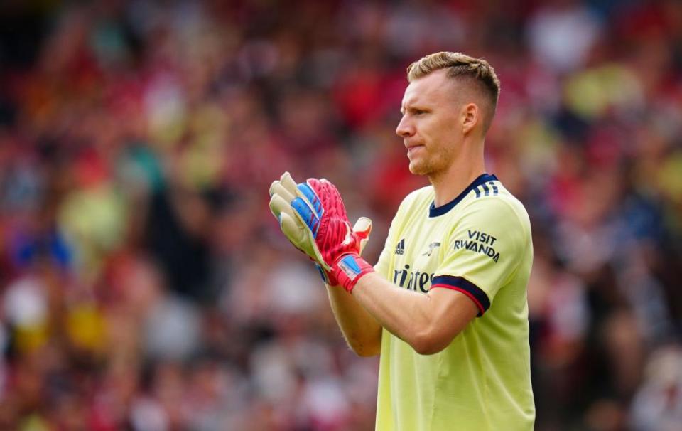 Bernd Leno wears this season’s Arsenal away/goalkeeper shirt against Chelsea.