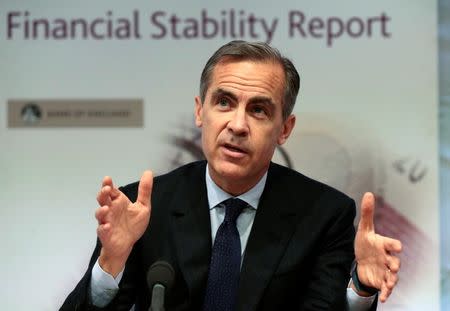 Bank of England governor Mark Carney speaks during a news conference at the Bank of England in London, December 1, 2015. REUTERS/Suzanne Plunkett