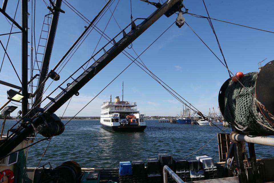 The Block Island Ferry pulling into Galilee.