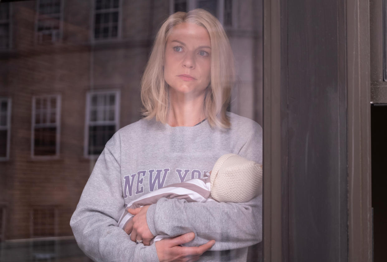 Claire Danes as Rachel in Fleishman Is in Trouble.