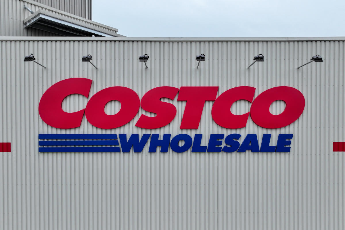 Zyski Costco były dużym sukcesem dzięki sprzedaży złota i srebra w sztabkach