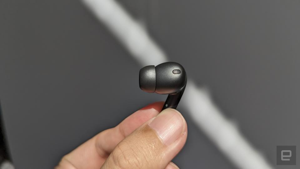 <p>Xiaomi Buds 4 Pro</p> 