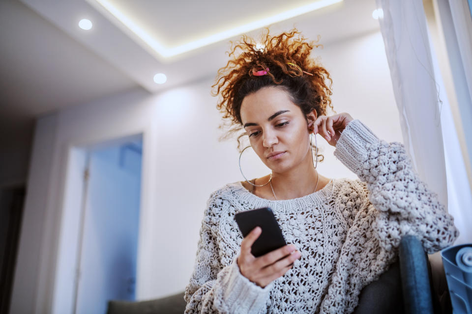 Watching people with an "ideal" body type say what foods they like or don't like may reinforce negative ideas you may already have about food. (Photo: dusanpetkovic via Getty Images)