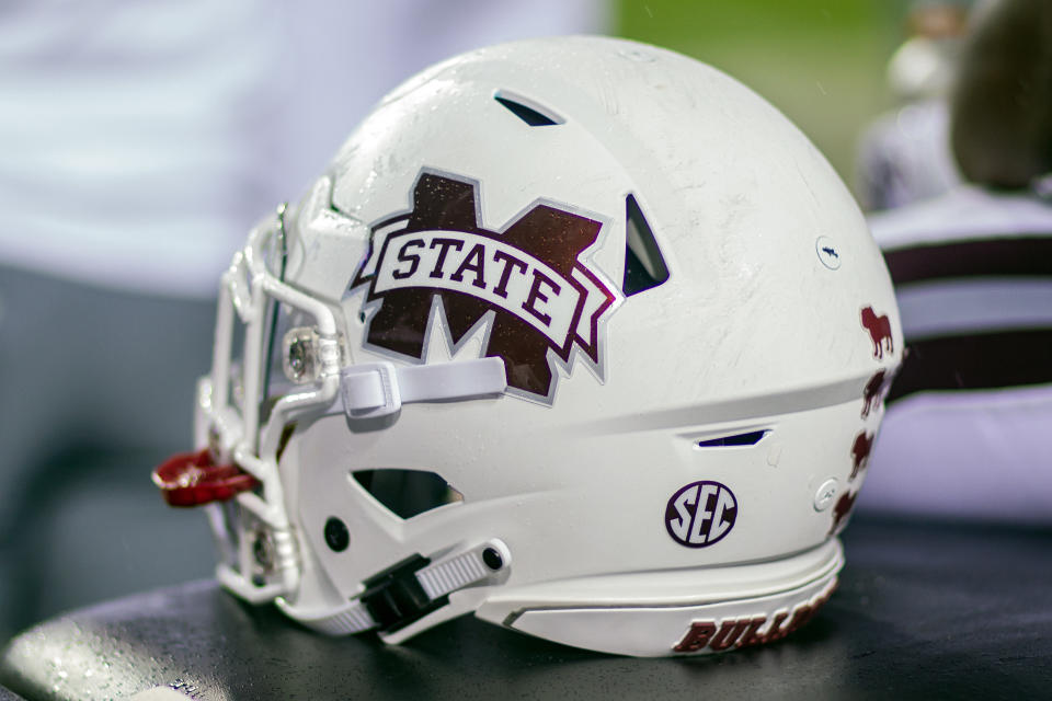 BATON ROUGE, LA - OCTOBER 20: A Mississippi State Bulldogs helmet rests on the sideline during a game between the Mississippi State Bulldogs and LSU Tigers on October 20, 2018, at Tiger Stadium in Baton Rouge, Louisiana.(Photo by John Korduner/Icon Sportswire via Getty Images)