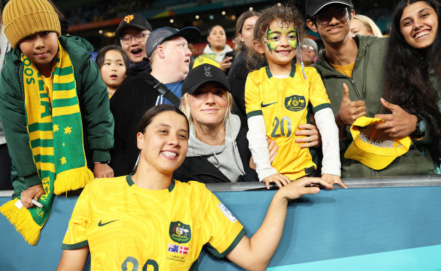 Eagle-eyed fans convinced Sam Kerr is ENGAGED to Kristie Mewis after US  star's EA FC card is revealed