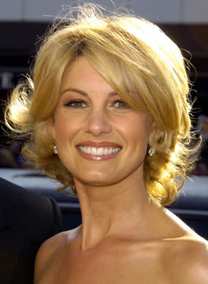 Faith Hill at the Los Angeles premiere of Paramount's The Stepford Wives