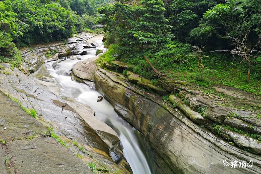 雲林草嶺｜萬年峽谷