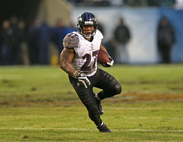 Pair of former NFL RBs attend Ravens' training camp practice on Thursday