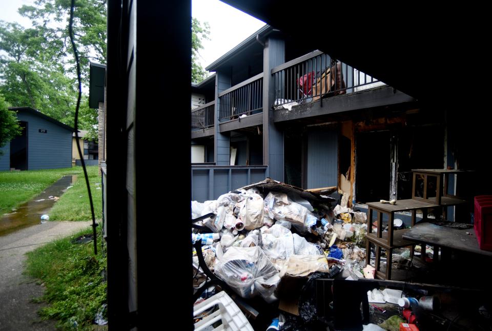 The Jolie of Shreveport apartments water has been turned off because of the “landlords’ lack of communication and willingness to meet their responsibilities,” read a letter sent out by Mayor Tom Arceneaux. The apartments, located at 1017 Quail Creek Rd., was in a state of despair on Thursday, May 9, 2024.