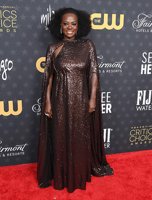 viola davis in brown sequin gown at critics choice awards 2023