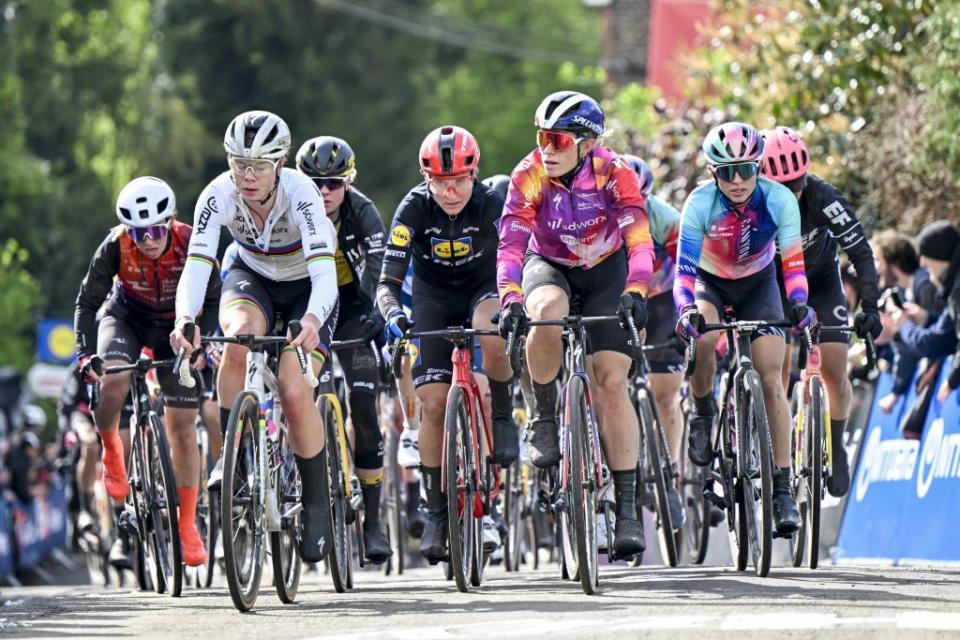 cycling fleche wallonne women