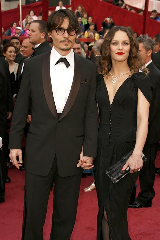 Johnny Depp and Vanessa Paradis. Photo: Getty Images.