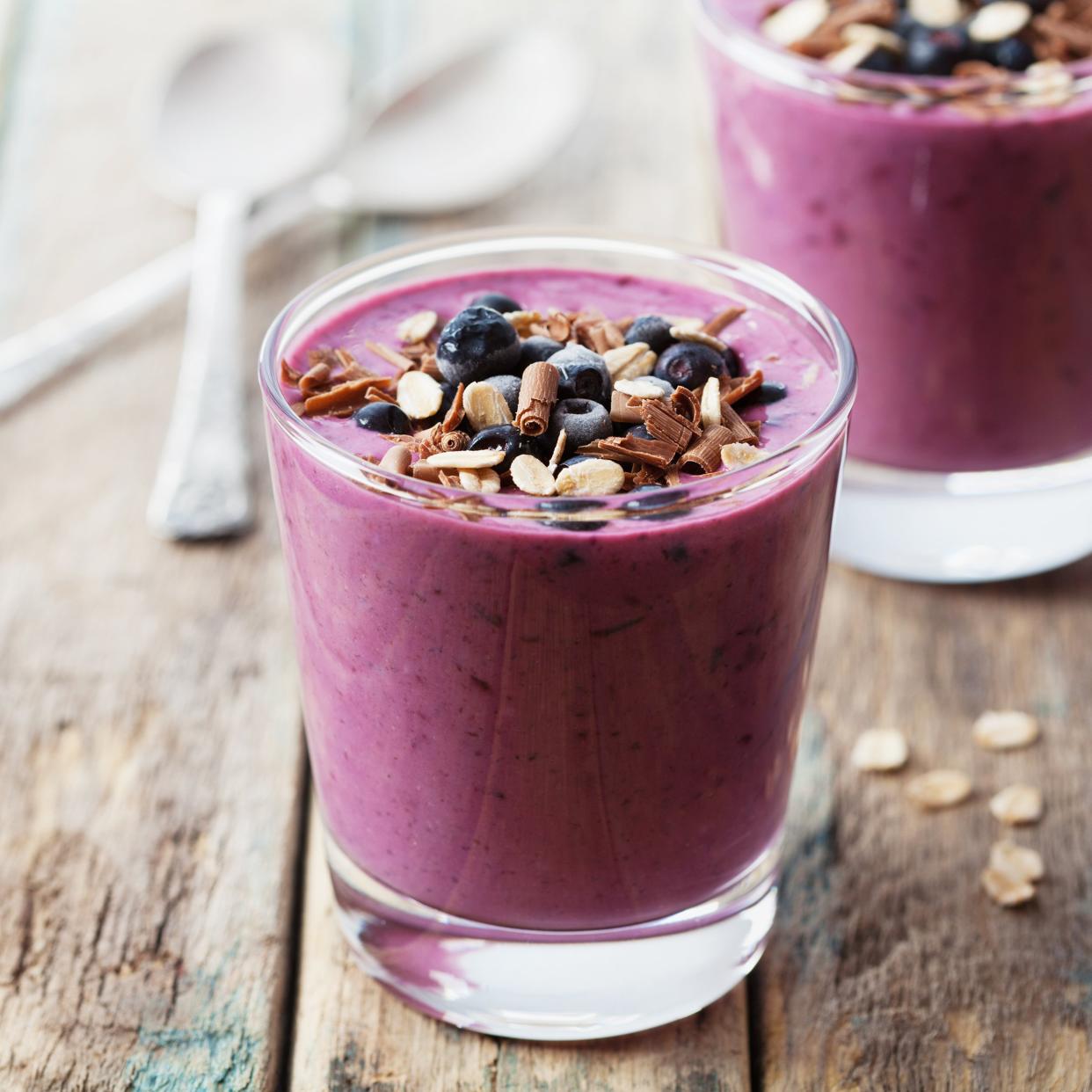 Berry Oat Breakfast Smoothie