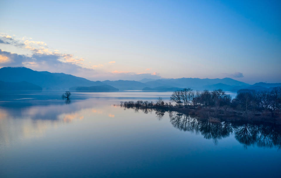 ▲從青南台眺望大清湖，景色美不勝收。（圖/ shutterstock）