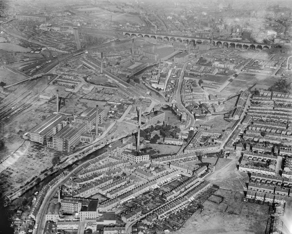 Brinksway and the Stockport Viaduct, Stockport, 1931
