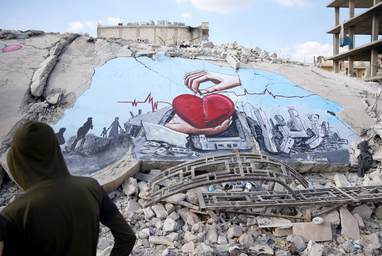 Earthquakes, hurricanes and other disasters can cause a lot of personal upheaval. <a href="https://www.gettyimages.com/detail/news-photo/syrian-graffiti-artists-aziz-asmar-salam-hamid-and-muhammad-news-photo/1247386146?phrase=syria%20earthquake&adppopup=true" rel="nofollow noopener" target="_blank" data-ylk="slk:Omer Alven/Anadolu Agency via Getty Images;elm:context_link;itc:0;sec:content-canvas" class="link ">Omer Alven/Anadolu Agency via Getty Images</a>