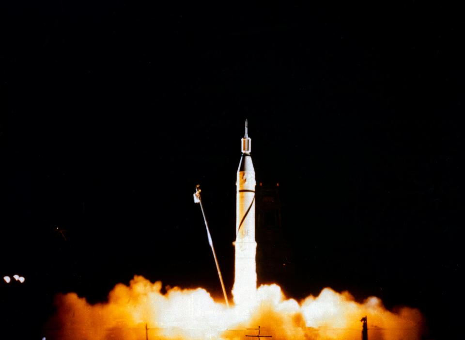 1958  United States' first satellite, Explorer 1, is launched into orbit by a Jupiter C rocket 