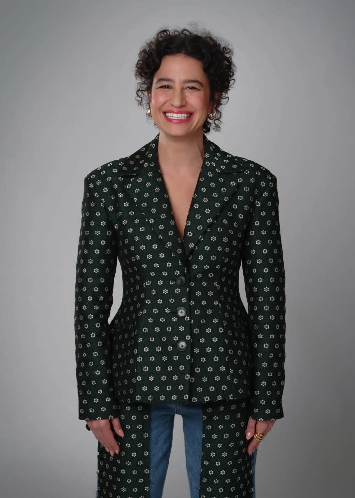 Ilana Glazer, Babes