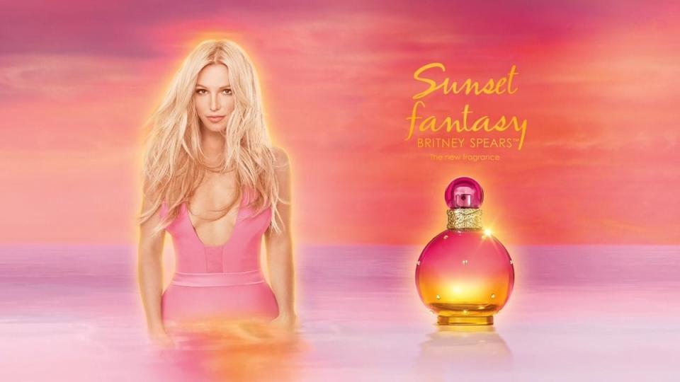 On an island somewhere, we find Britney Spears wearing Sunset Fantasy.