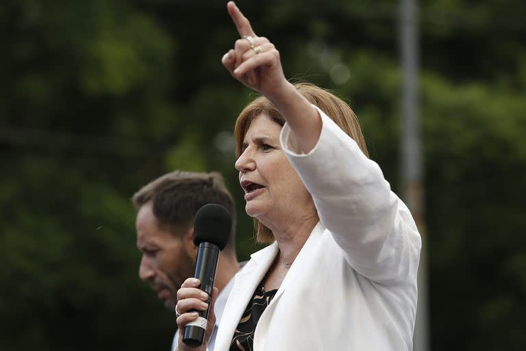 Patricia Bullrich habla durante el acto