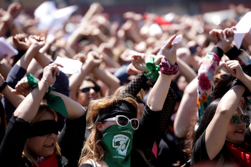 Protest against Chile's government, while lawmakers debate and vote on an impeachment motion against President Sebastian Pinera, in Valparaisoo