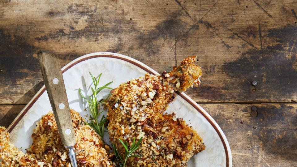 pecan crusted chicken with honey mustard sauce