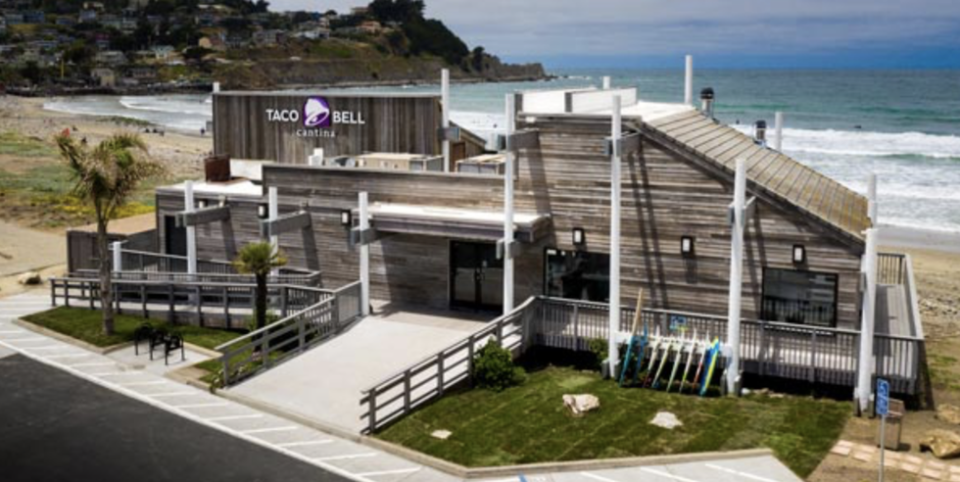 Taco Bell: Pacifica, California