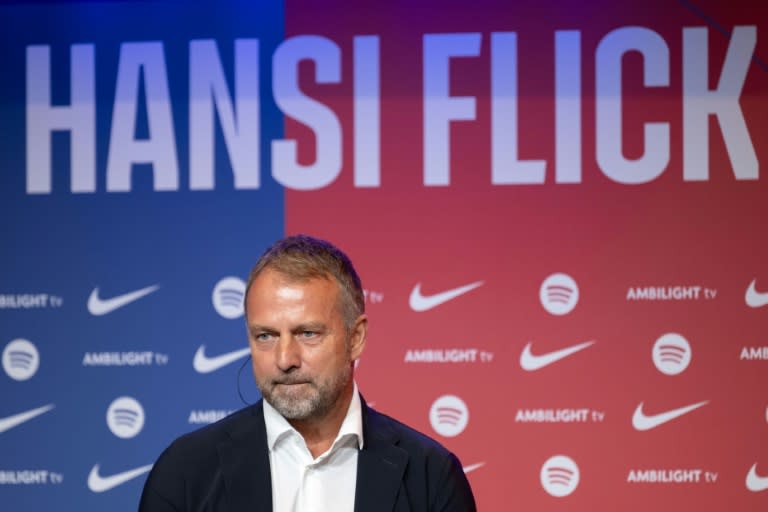 El nuevo entrenador del Barcelona Hansi Flick en su presentación en Barcelona, en el estadio del Camp Nou a 25 de julio de 2024 (Josep LAGO)